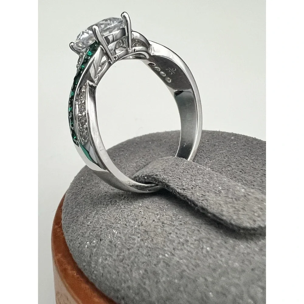 Vintage Silver Tone Bypass Ring Green & Clear Stone Round Brilliant Size 9